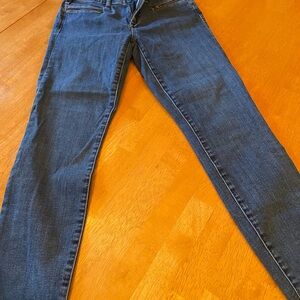 GAP Women's Dark Blue Skinny Jeans